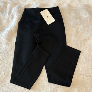 WOMENS FABLETIC LEGGINGS